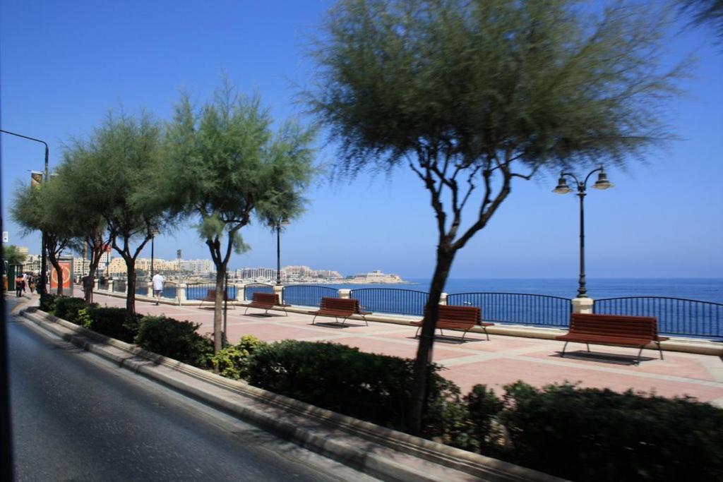 Perfect Location Idyllic 2Br Apartment Sliema Exterior foto
